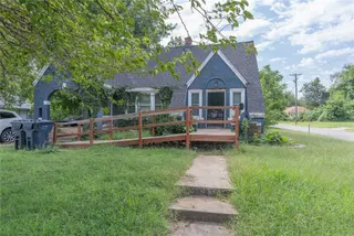Sold home at 1200 NE 17th Street