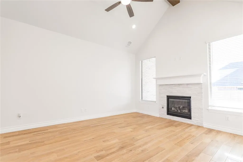 Photo 10 — 3902 Lleyton Drive, Norman, OK 73072