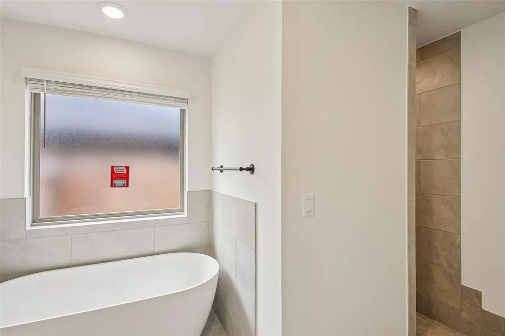 Photo 17 — 3902 Lleyton Drive, Norman, OK 73072
