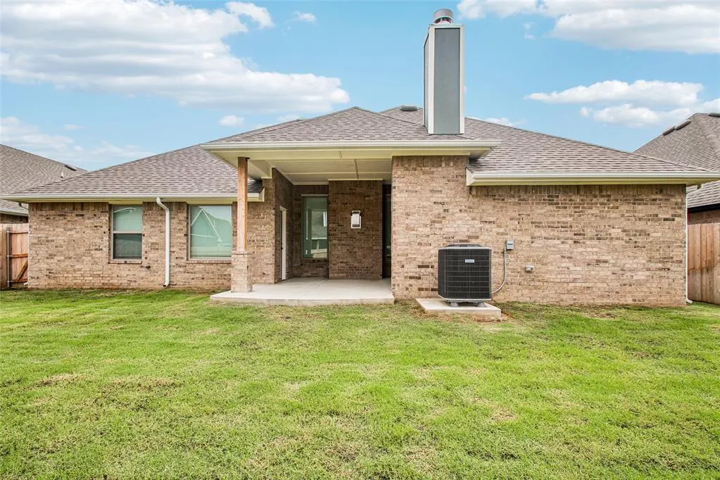 Photo 39 — 3902 Lleyton Drive, Norman, OK 73072