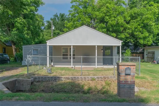 Front exterior — 508 S Morrison Avenue, El Reno, OK 73036
