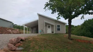 Sold home at 412 S Cleveland Avenue