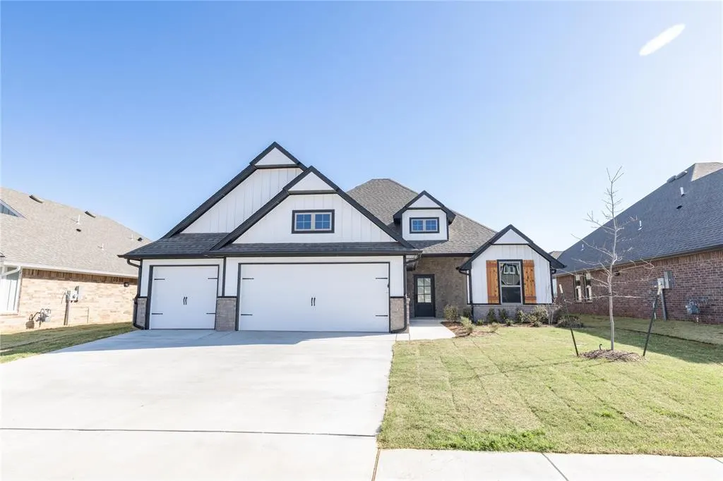 Photo 2 — 13128 NE 8th Street, Choctaw, OK 73020