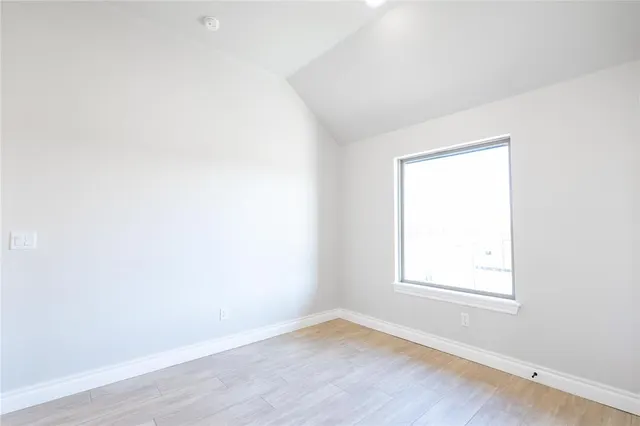 Photo 6 — 13128 NE 8th Street, Choctaw, OK 73020