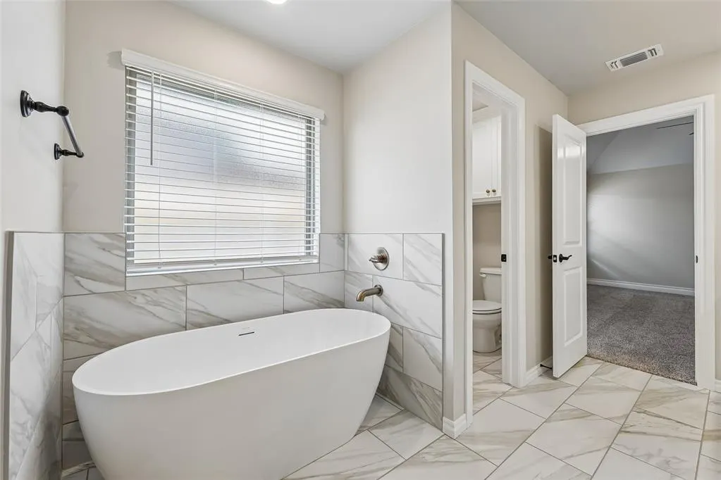 Photo 14 — 13128 NE 8th Street, Choctaw, OK 73020