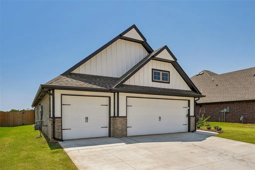 Photo 29 — 13128 NE 8th Street, Choctaw, OK 73020