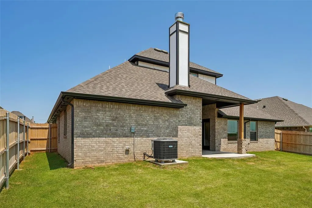 Photo 33 — 13128 NE 8th Street, Choctaw, OK 73020