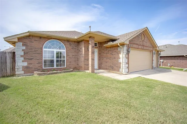 Photo 4 — 4412 Spotted Owl Circle, Norman, OK 73072