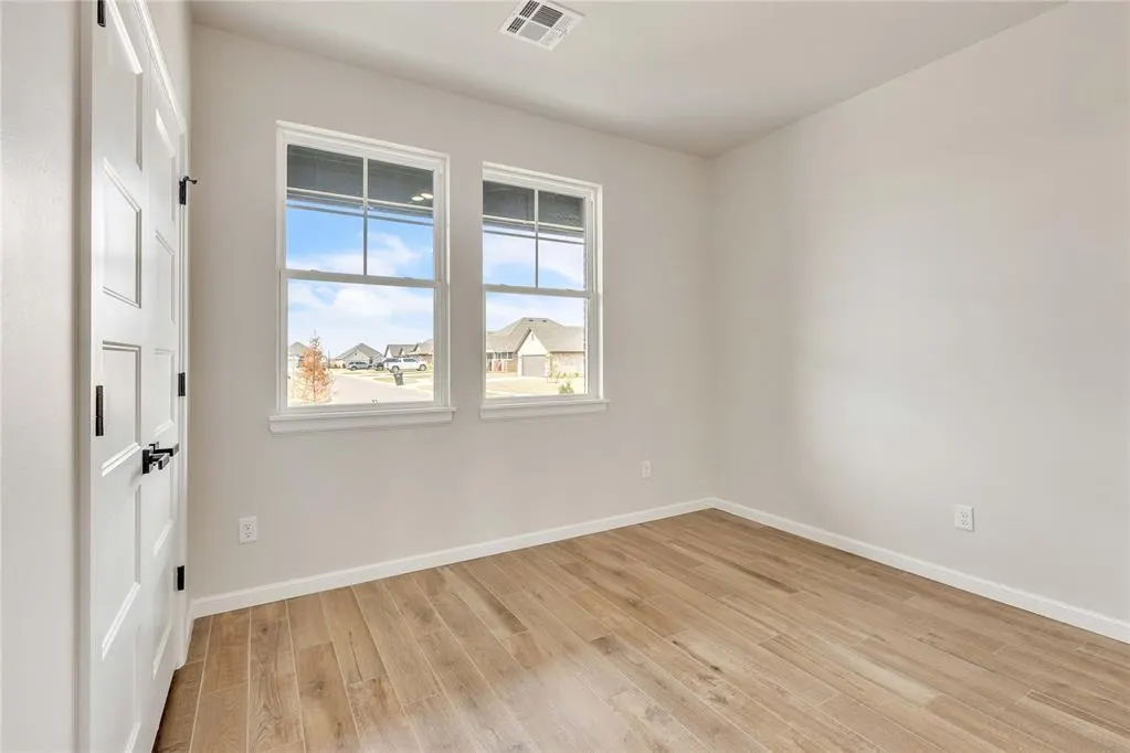 Photo 20 — 642 Grand Sycamore Drive, Washington, OK 73093