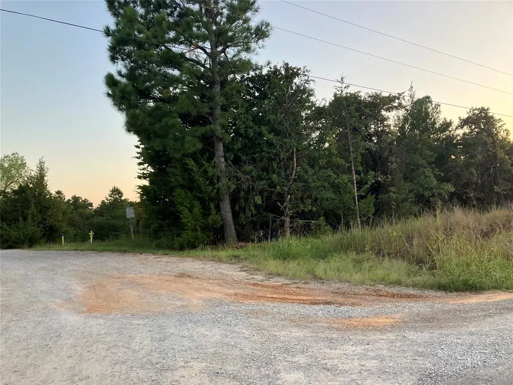 Photo 2 — 14180 E Deer Creek Road, Newalla, OK 74857