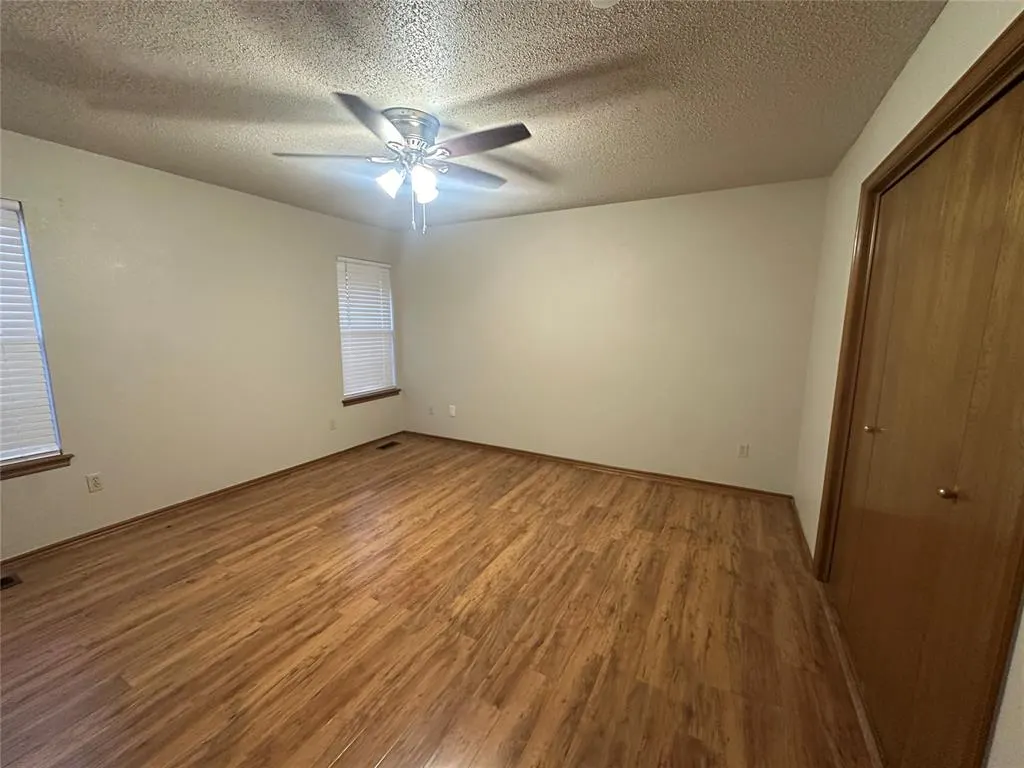 Photo 13 — 8508 SW 36th Street, Oklahoma City, OK 73179