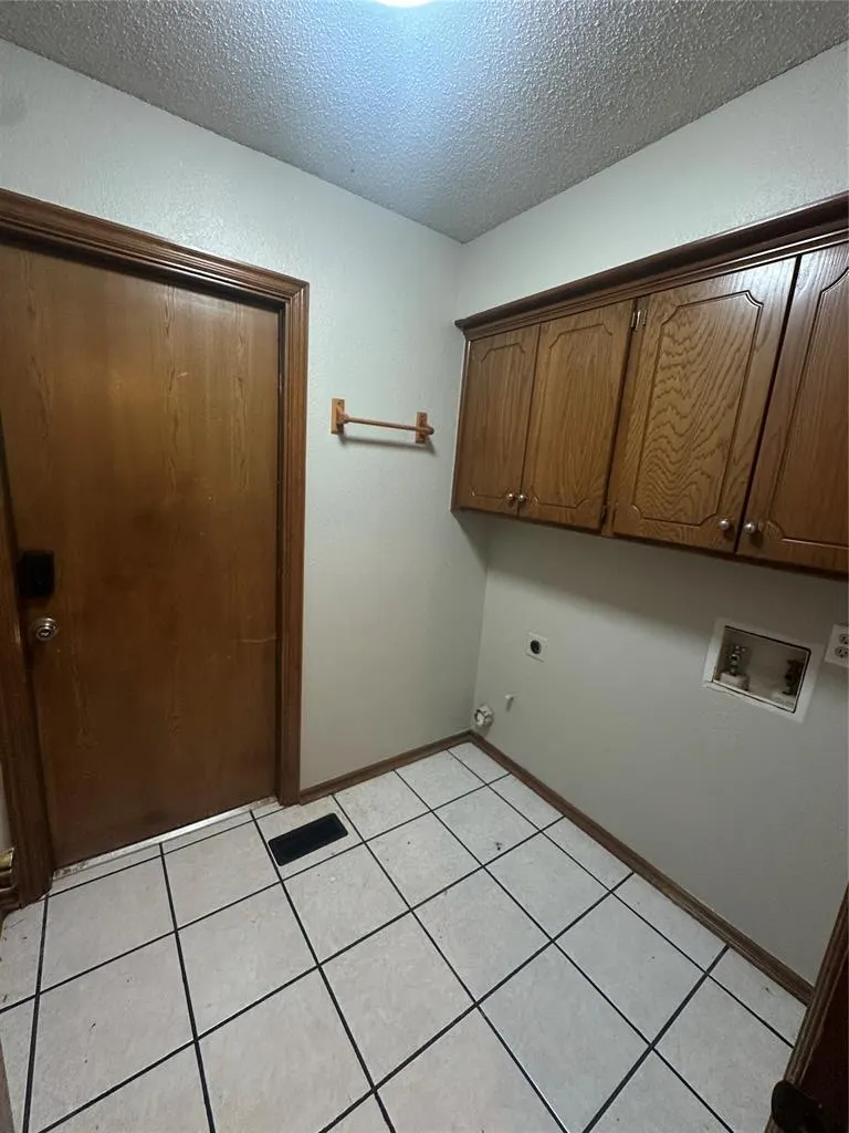 Photo 14 — 8508 SW 36th Street, Oklahoma City, OK 73179