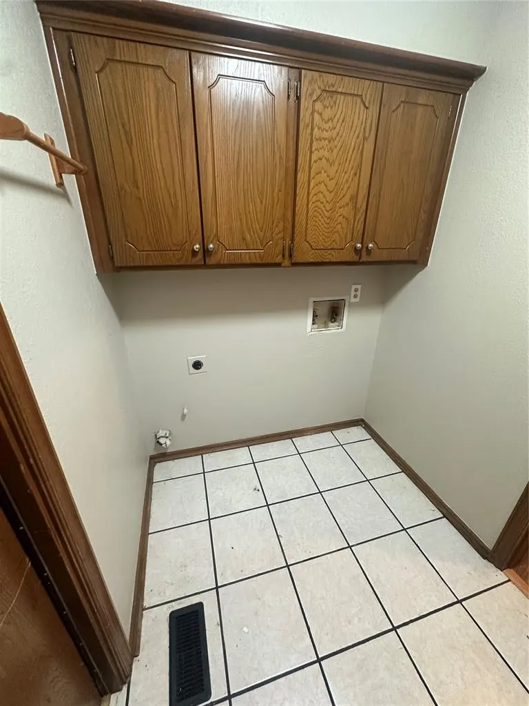 Photo 16 — 8508 SW 36th Street, Oklahoma City, OK 73179