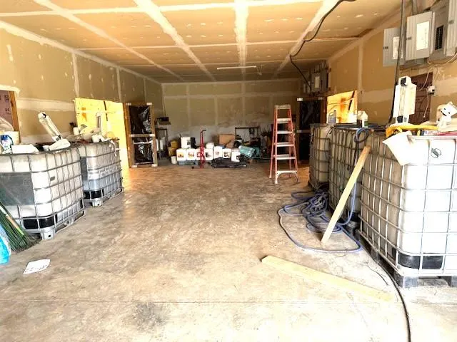 Photo 26 — 13241 N 3530 Road, Maud, OK 74854