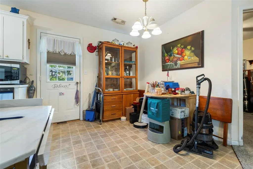 Photo 15 — 623 N 2nd Street, Tecumseh, OK 74873