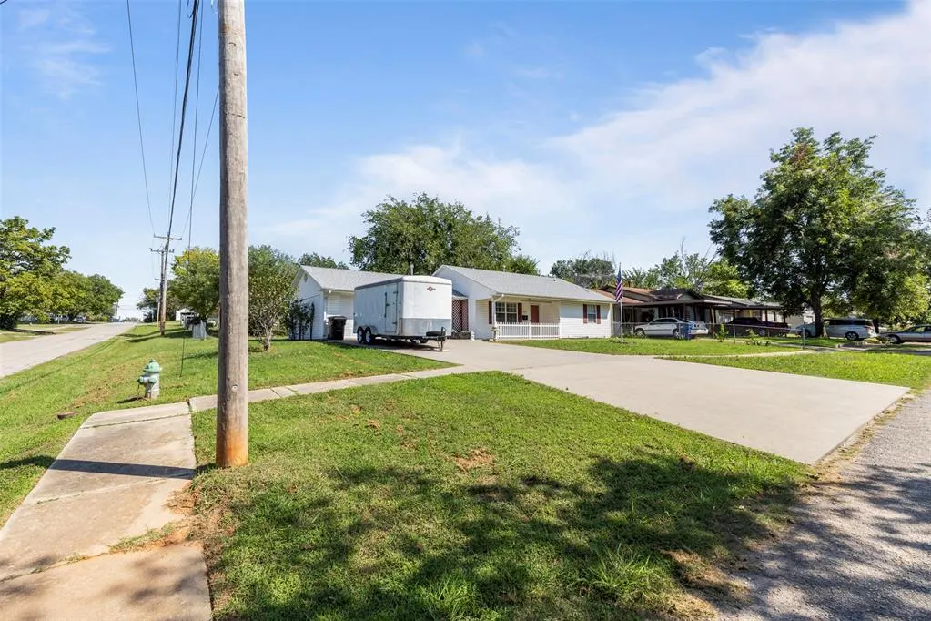 Photo 28 — 623 N 2nd Street, Tecumseh, OK 74873