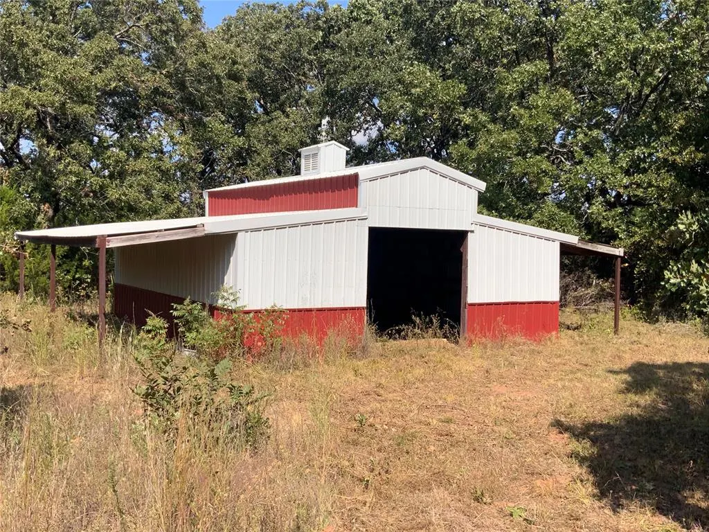 Photo 3 — E 990 rd, Prague, OK 74864