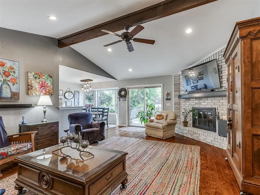 Photo 4 — 6304 Westpark Drive, Oklahoma City, OK 73142