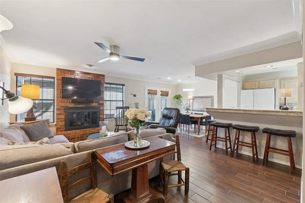 Photo 4 — 6500 N Grand Boulevard 190, Oklahoma City, OK 73116