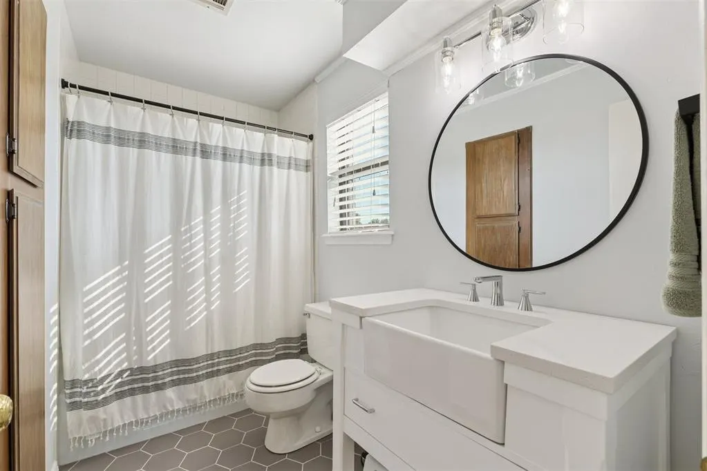 Photo 12 — 6500 N Grand Boulevard 190, Oklahoma City, OK 73116