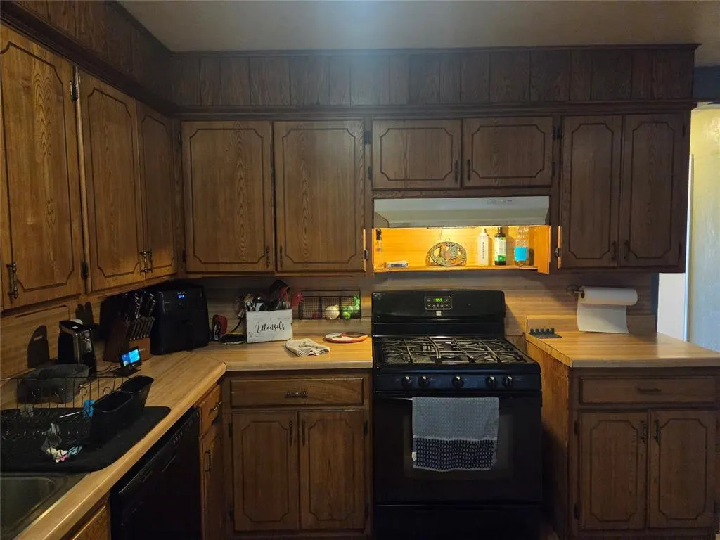 Photo 10 — 107 E Grimmett Drive, Pauls Valley, OK 73075