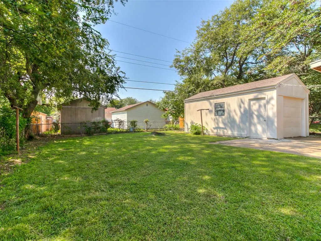 Photo 9 — 512 E Grumman Drive, Midwest City, OK 73110