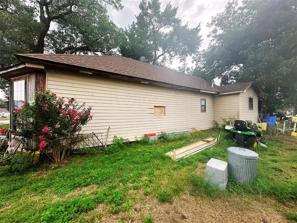 Photo 4 — 1013 W College Avenue, Blackwell, OK 74631