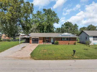 Sold home at 910 2nd Street