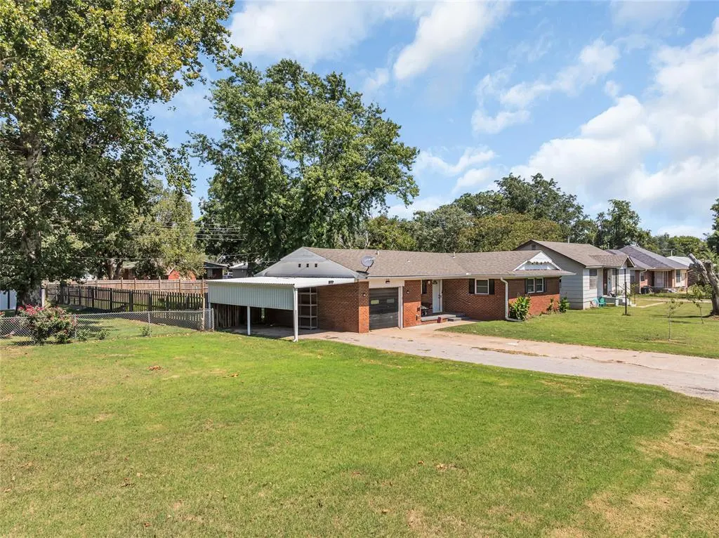 Photo 24 — 910 2nd Street, Maysville, OK 73057
