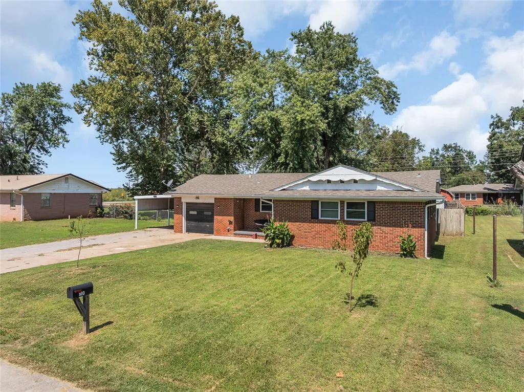 Photo 25 — 910 2nd Street, Maysville, OK 73057