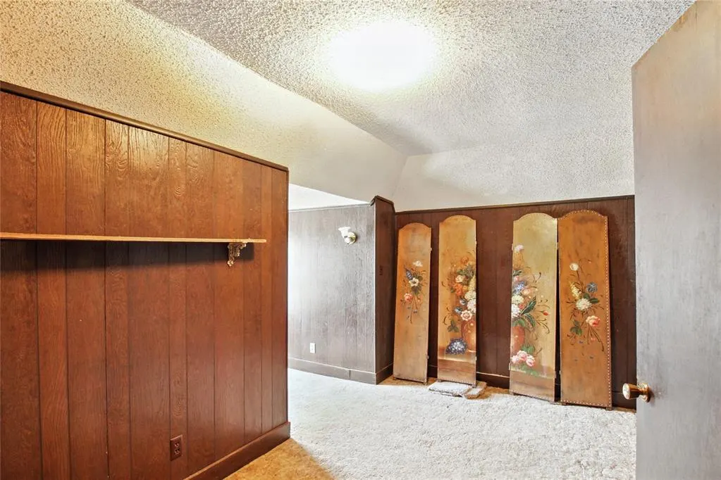 Photo 22 — 107 S Broadway Avenue, Hobart, OK 73651