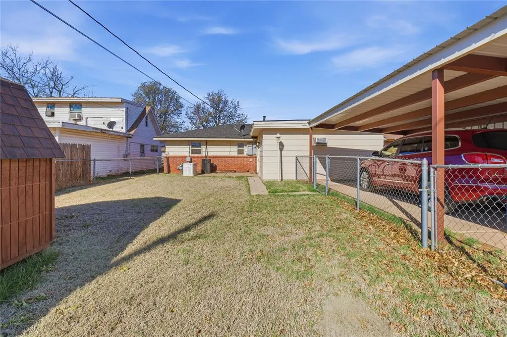 Photo 7 — 310 N Park Road, Hobart, OK 73651