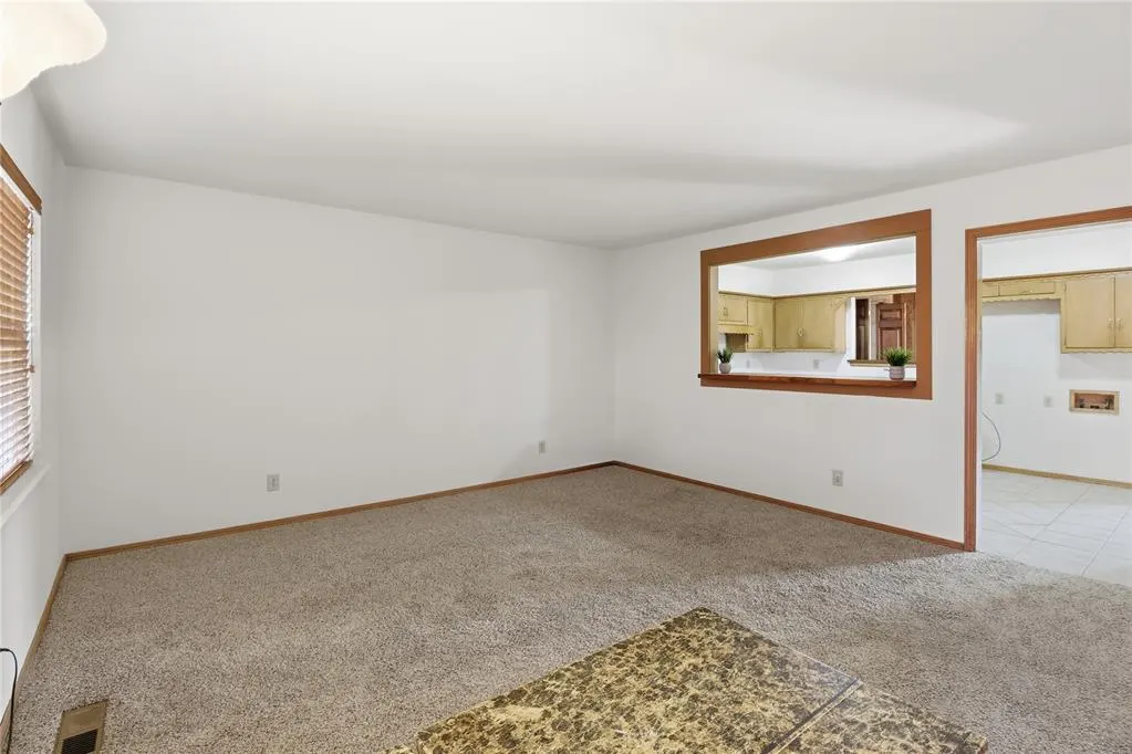 Photo 13 — 310 N Park Road, Hobart, OK 73651
