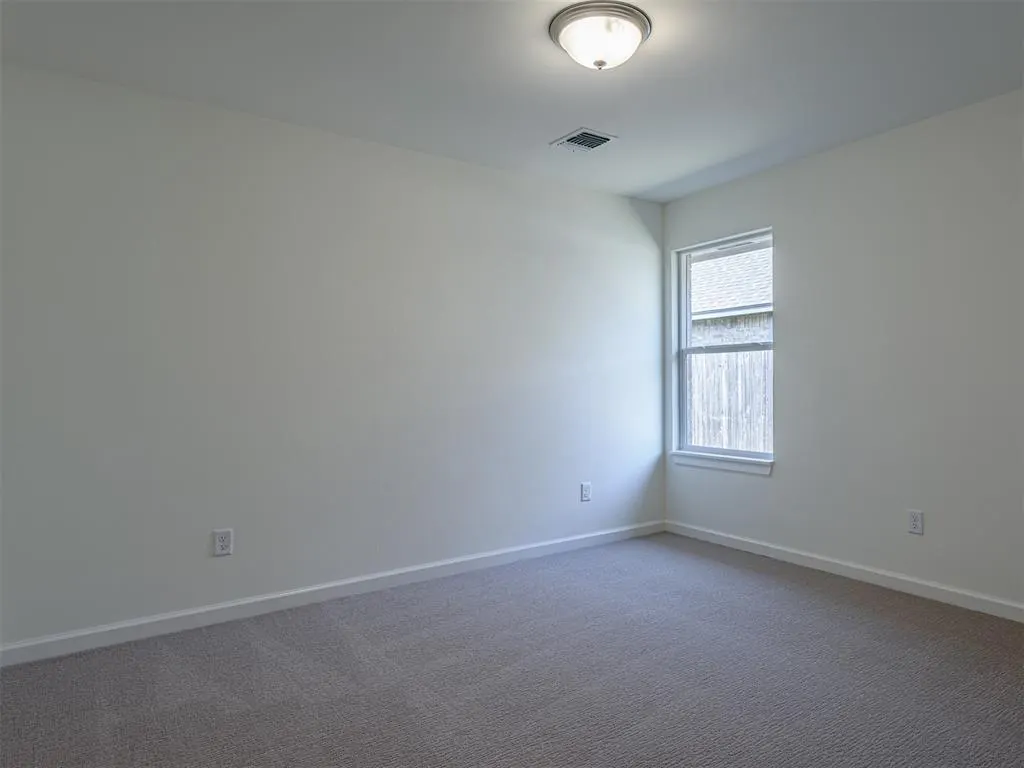 Photo 36 — 4601 Hidalgo Avenue, Mustang, OK 73064