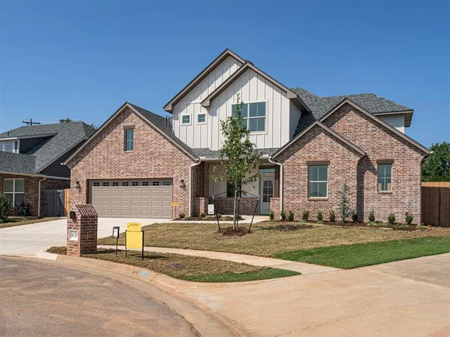 Photo 2 — 16701 Prado Drive, Oklahoma City, OK 73170