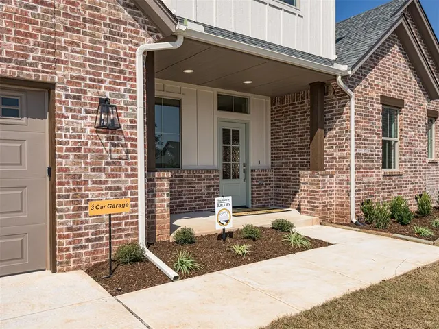 Photo 4 — 16701 Prado Drive, Oklahoma City, OK 73170