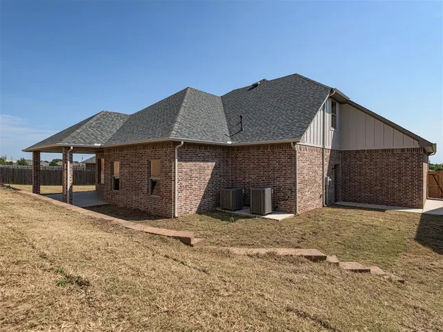 Photo 5 — 16701 Prado Drive, Oklahoma City, OK 73170
