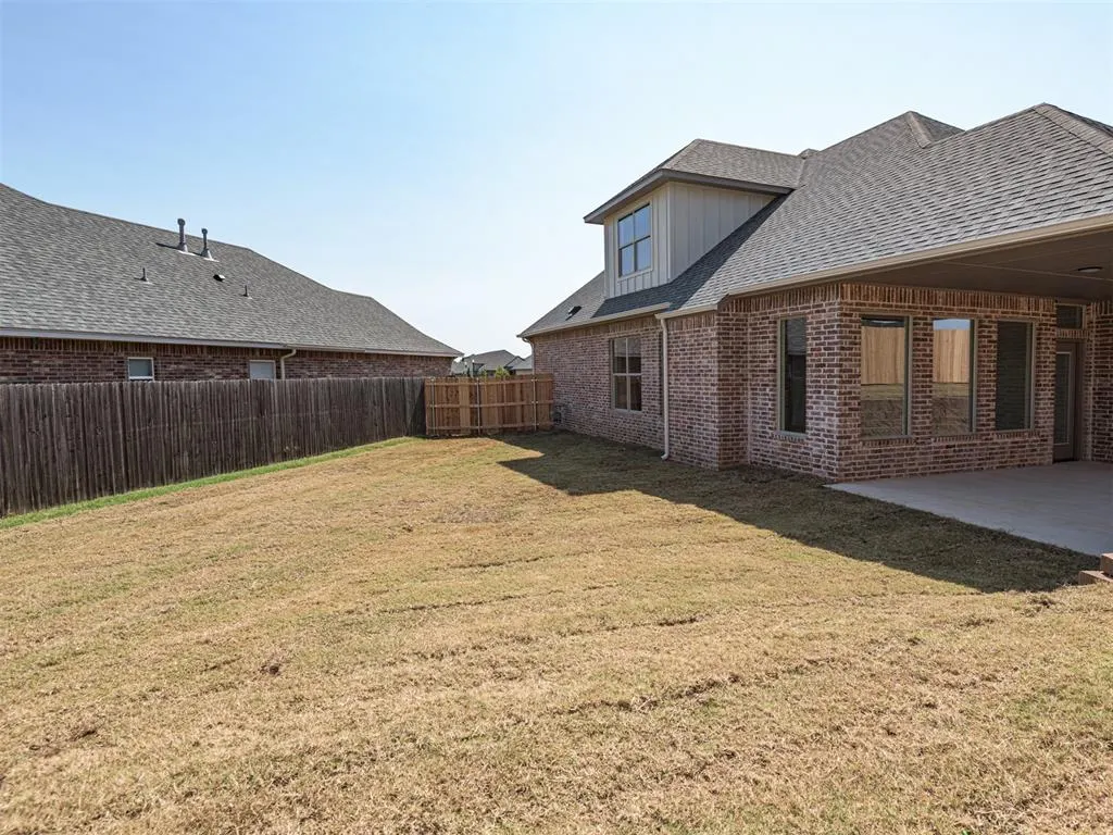Photo 9 — 16701 Prado Drive, Oklahoma City, OK 73170