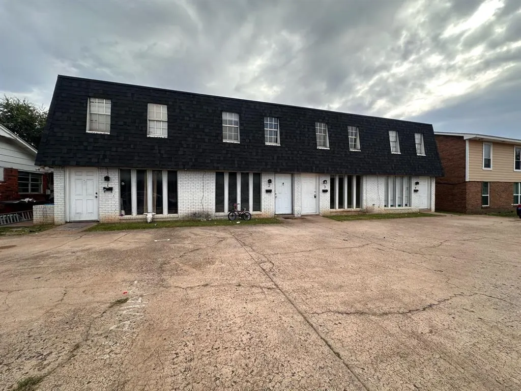 Photo 2 — 1434 NW 92nd Street, Oklahoma City, OK 73114