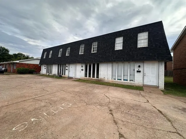 Photo 3 — 1434 NW 92nd Street, Oklahoma City, OK 73114