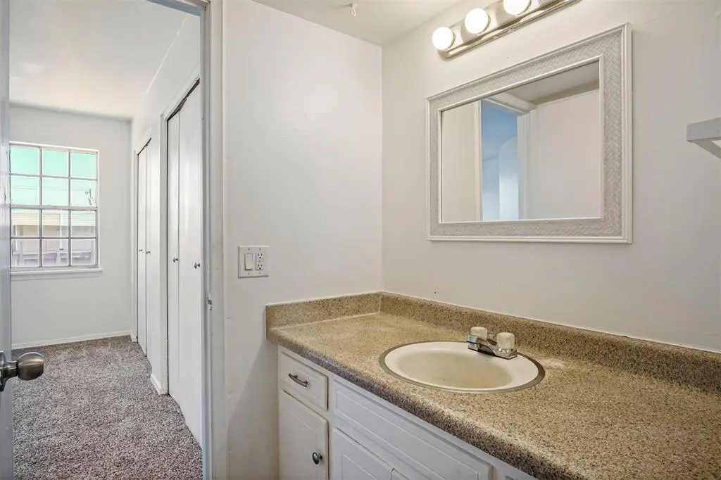 Photo 14 — 1434 NW 92nd Street, Oklahoma City, OK 73114