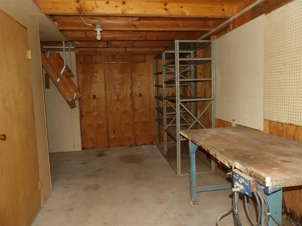 Photo 16 — 2524 N Hammond Avenue, Oklahoma City, OK 73127