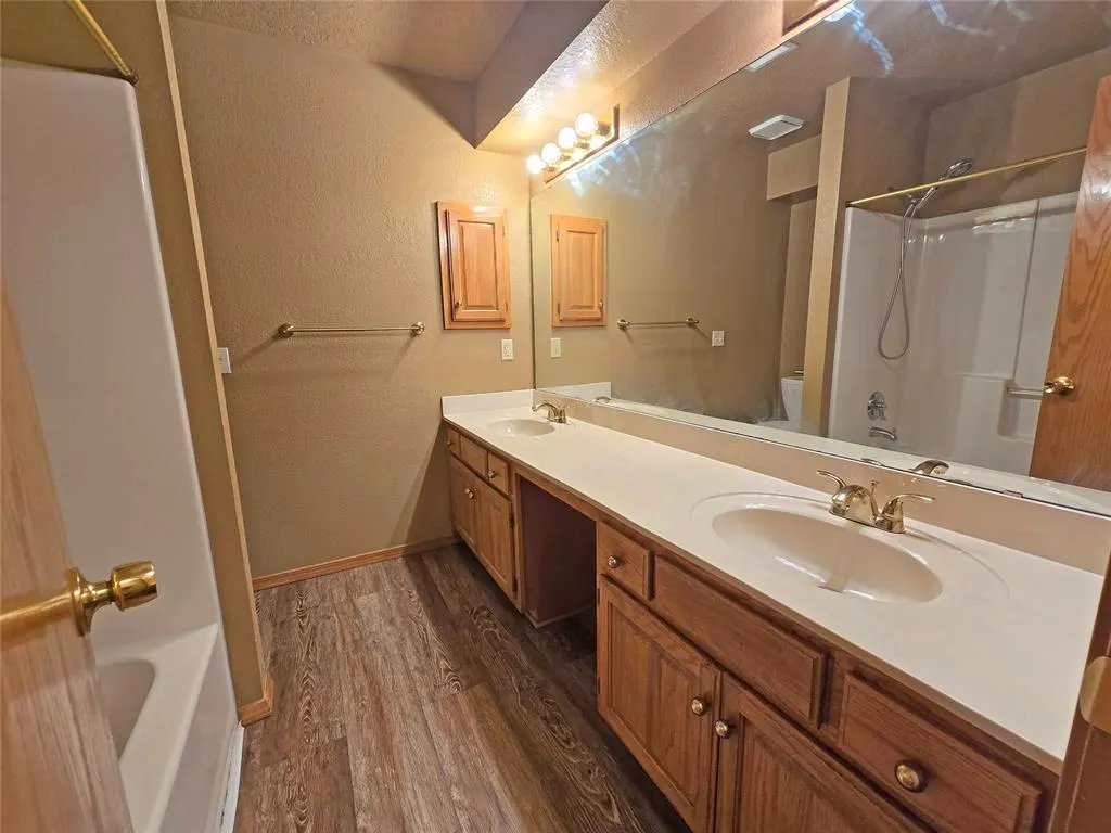 Photo 11 — 11604 Walters Avenue, Oklahoma City, OK 73162