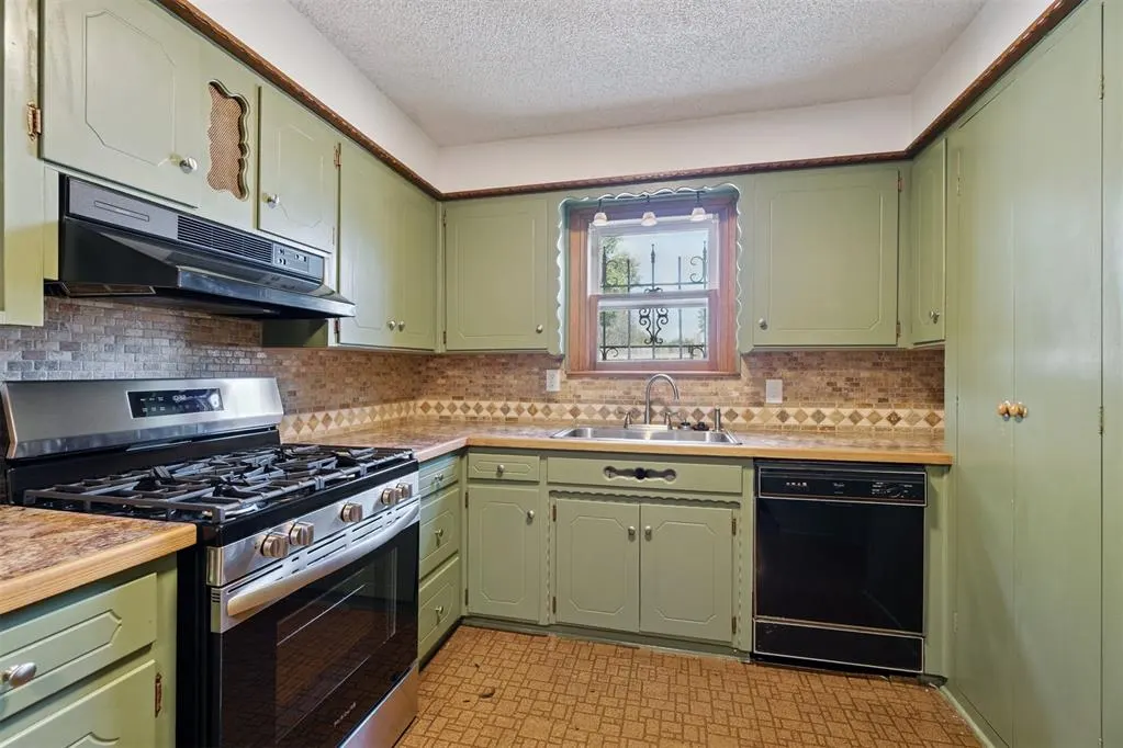 Photo 7 — 723 SE 44th Street, Oklahoma City, OK 73129