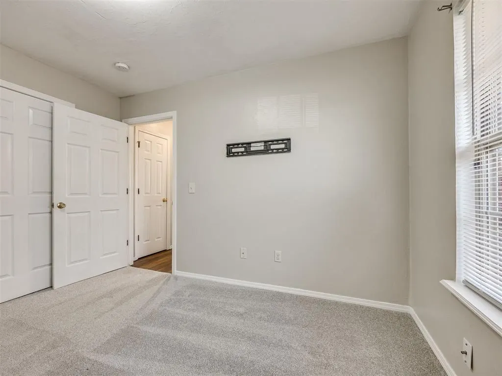 Photo 23 — 613 NE 85th Street, Oklahoma City, OK 73114