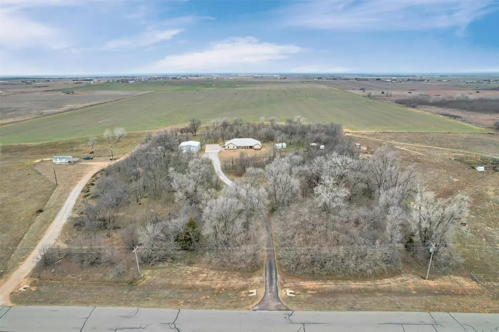 Photo 49 — 15763 S County Road 206 Road, Altus, OK 73521