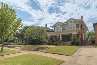 Sold home at 920 NW 18th Street