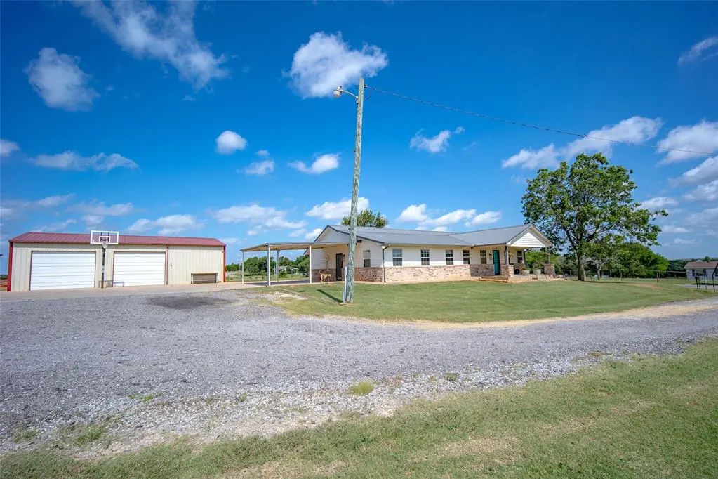 Photo 4 — 1731 County Road 1441, Ninnekah, OK 73067