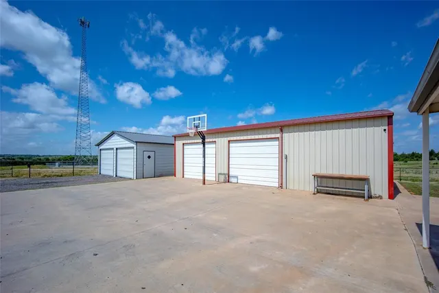 Photo 7 — 1731 County Road 1441, Ninnekah, OK 73067