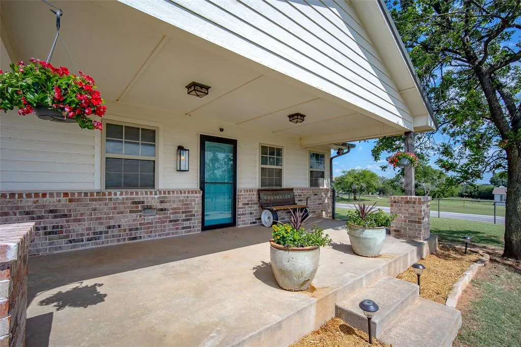 Photo 8 — 1731 County Road 1441, Ninnekah, OK 73067